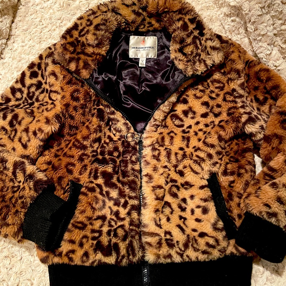 Girls Zippered Leopard Print “Teddy Bear” Jacket